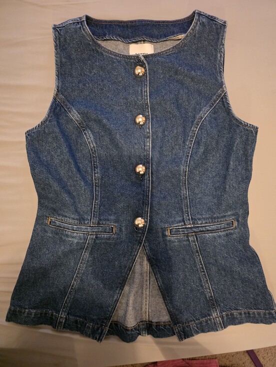 Reformation Tops - Reformation Ophelia Denim Top Size 10